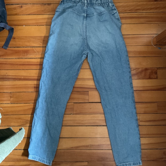 High Waist Denim Jeans - Picture 2 of 4